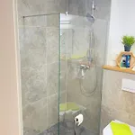 Q- Kleine Stadthotel דינגולפינג