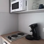 Q- Kleine Stadthotel 3* דינגולפינג