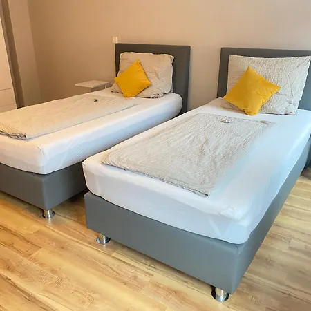 Q- Kleine Stadthotel Aparthotel 3*