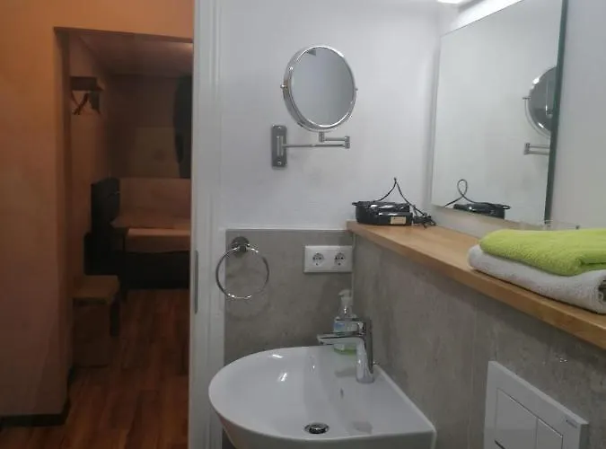 Q- Kleine Stadthotel 3*