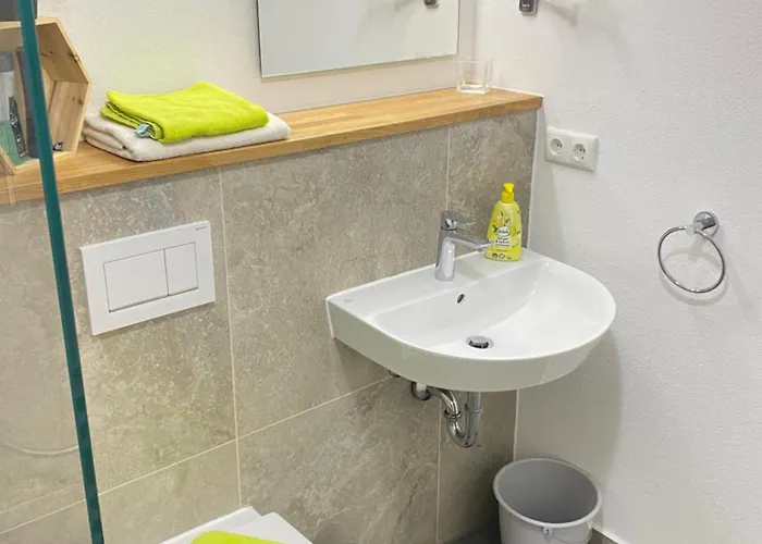 Q- Kleine Stadthotel Hotel apartamentowy Dingolfing