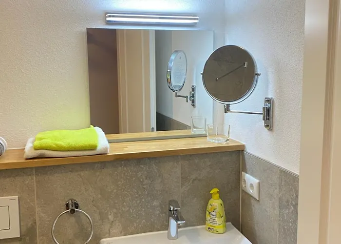 Q- Kleine Stadthotel Hotel apartamentowy 3*