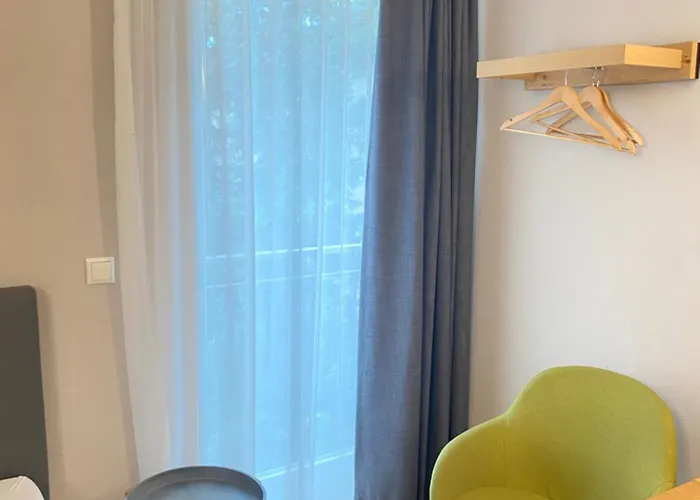 Q- Kleine Stadthotel Hotel apartamentowy 3*