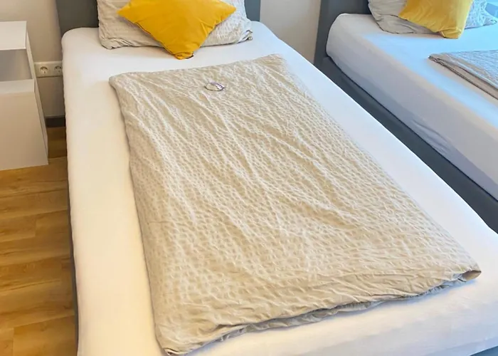 Q- Kleine Stadthotel Hotel apartamentowy 3*