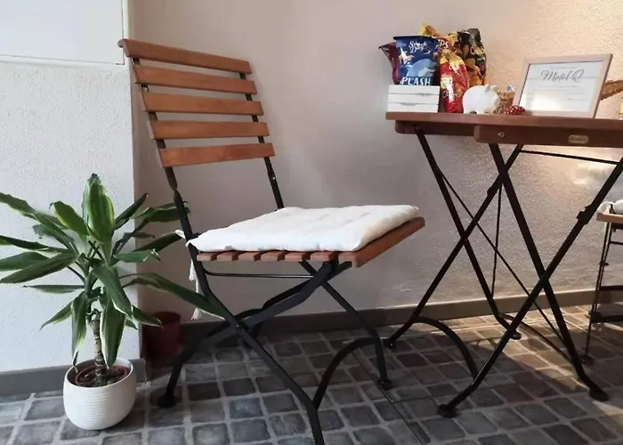 Q- Kleine Stadthotel Hotel apartamentowy 3*