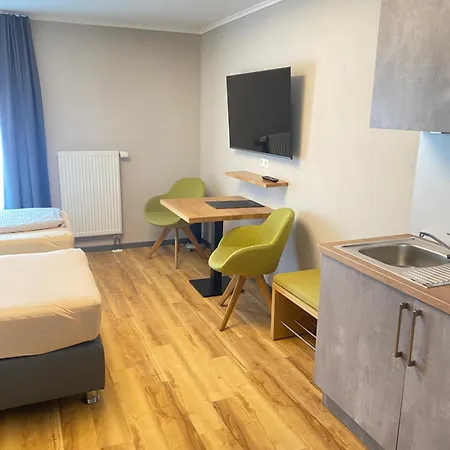 Q- Kleine Stadthotel 3* Dingolfing