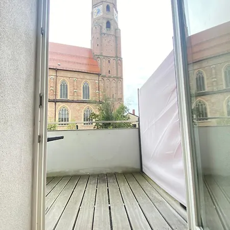 Ξενοδοχείο με διαμερίσματα Q- Kleine Stadthotel 3*