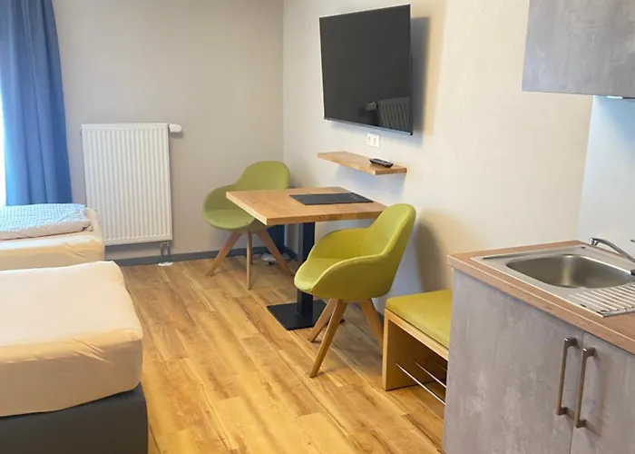Q- Kleine Stadthotel 3* Dingolfing